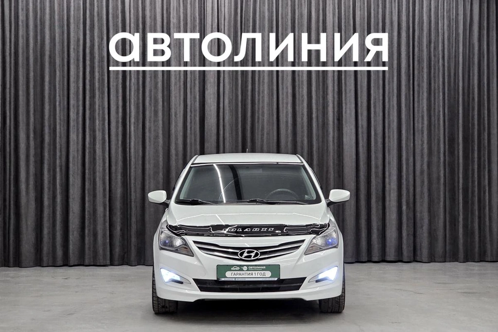 Седан Hyundai Solaris 2016 года, 899000 рублей, Красноярск