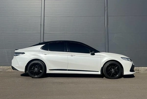 Седан Toyota Camry 2022 года, 4114000 рублей, Солонцы