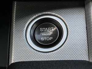 Внедорожник Land Rover Range Rover Evoque 2012 года, 2299000 рублей, Кирилловка