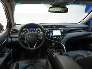 Седан Toyota Camry 2019 года, 2646434 рублей, Москва