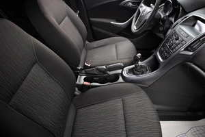 Седан Opel Astra 2012 года, 699000 рублей, Оренбург