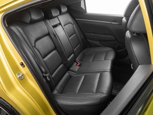 Седан Hyundai Elantra 2016 года, 1349000 рублей, Тюмень