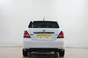 Седан Nissan Tiida Latio 2004 года, 499000 рублей, Новокузнецк