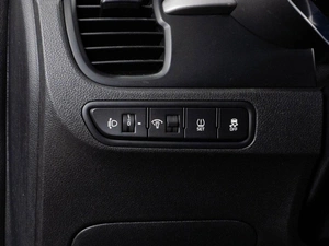 Хетчбэк Kia Rio X-Line 2019 года, 1479000 рублей, Тюмень