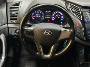 Седан Hyundai i40 2016 года, 1447000 рублей, Красноярск