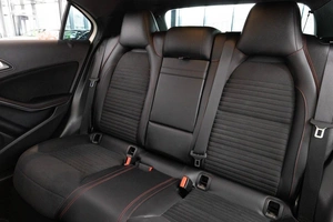 Хетчбэк Mercedes-Benz A-класс 2015 года, 1649000 рублей, Красноярск