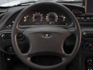 Внедорожник ВАЗ (LADA) Niva Travel 2023 года, 1060000 рублей, Омск