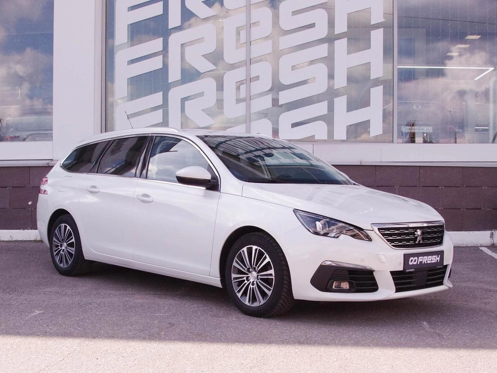 Универсал Peugeot 308 2020 года, 1600000 рублей, Владимир