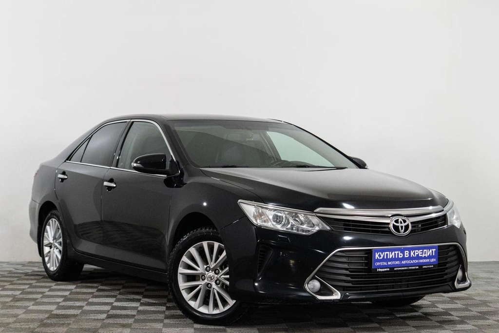 Седан Toyota Camry 2015 года, 2059000 рублей, Сургут
