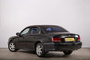 Седан Hyundai Sonata 2005 года, 569000 рублей, Томск