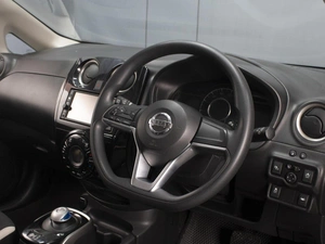 Хетчбэк Nissan Note 2018 года, 1120000 рублей, Омск