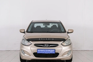 Седан Hyundai Solaris 2012 года, 829000 рублей, Красноярск
