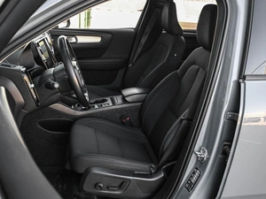 Внедорожник Volvo XC40 2020 года, 2379000 рублей, Кирилловка