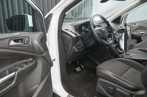 Внедорожник Ford Kuga 2018 года, 1799000 рублей, Красноярск