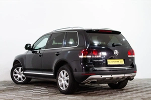 Внедорожник Volkswagen Touareg 2010 года, 1469000 рублей, Сургут
