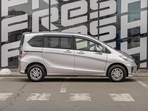 Минивэн Honda Freed 2014 года, 1219000 рублей, Краснодар