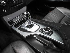 Седан BMW 5 серия 2009 года, 1324000 рублей, Кирилловка