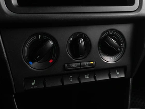 Лифтбек Skoda Rapid 2014 года, 899000 рублей, Тюмень
