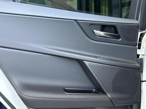 Седан Jaguar XE 2019 года, 2730000 рублей, Уфа