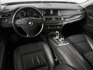 Седан BMW 7 серия 2015 года, 2299900 рублей, Казань
