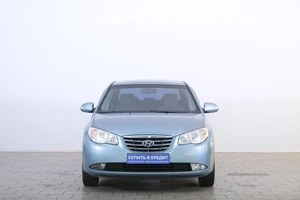 Седан Hyundai Elantra 2010 года, 719000 рублей, Омск