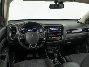 Внедорожник Mitsubishi Outlander 2019 года, 2293055 рублей, Москва