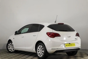 Хетчбэк Opel Astra 2013 года, 789000 рублей, Пермь