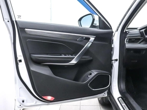 Внедорожник Geely Atlas Pro 2023 года, 2590000 рублей, Красноярск