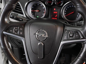 Внедорожник Opel Mokka 2012 года, 1050000 рублей, Тюмень