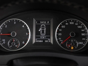 Внедорожник Volkswagen Tiguan 2012 года, 1099000 рублей, Воронеж