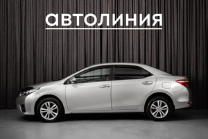 Седан Toyota Corolla 2013 года, 1165000 рублей, Красноярск