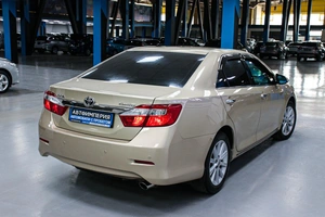 Седан Toyota Camry 2012 года, 1778000 рублей, Солонцы