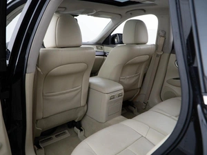 Седан Infiniti Q70 2014 года, 1827077 рублей, Москва