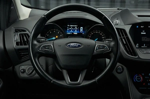 Внедорожник Ford Kuga 2017 года, 1688000 рублей, Красноярск