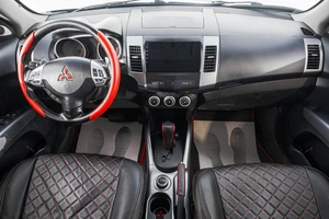 Внедорожник Mitsubishi Outlander 2007 года, 1179000 рублей, Барнаул
