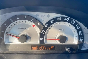 Минивэн Toyota Sienta 2013 года, 1100000 рублей, Солонцы