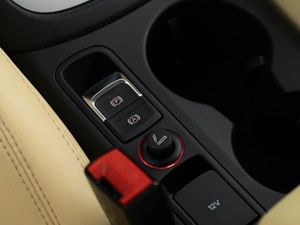 Внедорожник Audi Q3 2015 года, 2098999 рублей, Москва