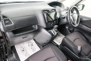 Минивэн Nissan Serena 2013 года, 1249000 рублей, Красноярск