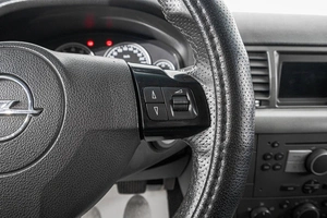 Седан Opel Vectra 2006 года, 499000 рублей, Барнаул