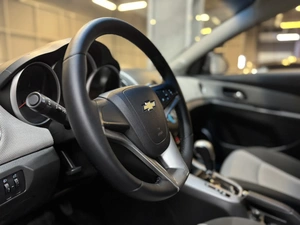 Хетчбэк Chevrolet Cruze 2013 года, 697000 рублей, Красноярск