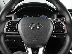 Седан Hyundai Sonata 2018 года, 2079000 рублей, Аксай