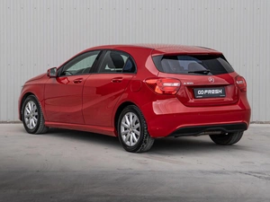 Хетчбэк Mercedes-benz A-класс 2015 года, 1645000 рублей, Краснодар