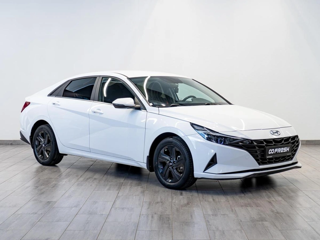 Седан Hyundai Elantra 2021 года, 2074000 рублей, Саратов
