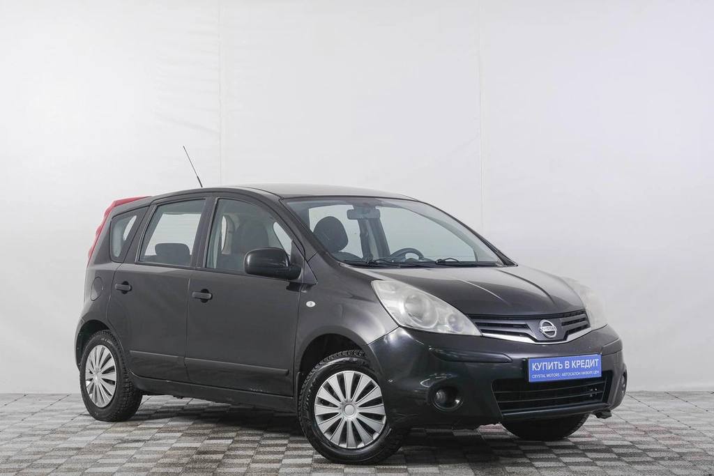 Хетчбэк Nissan Note 2013 года, 839000 рублей, Кемерово