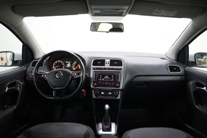 Седан Volkswagen Polo 2016 года, 1200000 рублей, Брянск