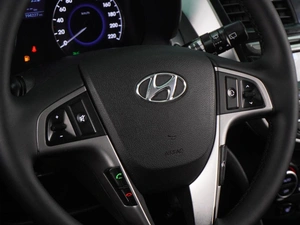 Хетчбэк Hyundai Solaris 2015 года, 980000 рублей, Воронеж
