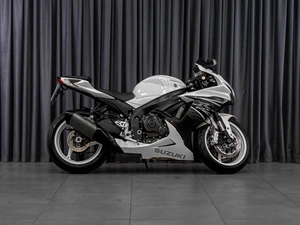 Suzuki GSX-R 600 2011 года, 899000 рублей, Тюмень