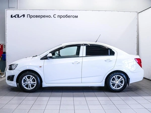 Седан Chevrolet Aveo 2012 года, 670000 рублей, Красноярск