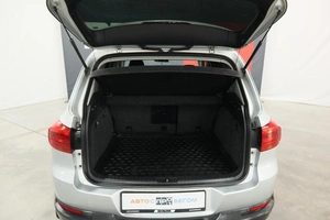 Внедорожник Volkswagen Tiguan 2015 года, 1500000 рублей, Курск