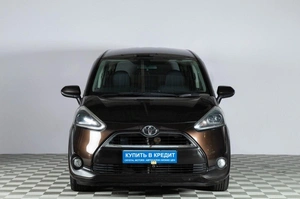 Минивэн Toyota Sienta 2018 года, 1439000 рублей, Челябинск